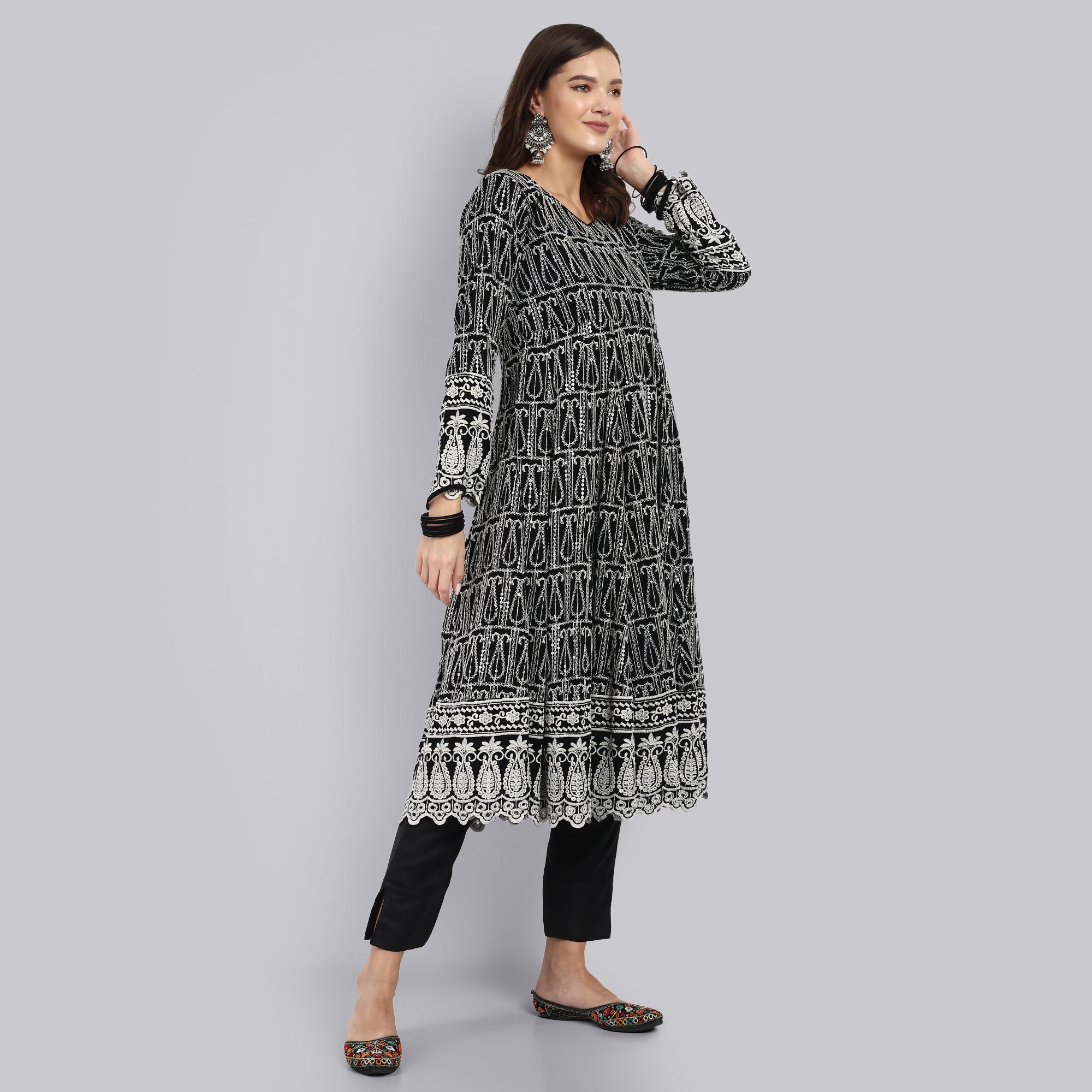 Ethnic Motifs Embroidered Regular Sequinned Kurta with Trousers & With Dupatta