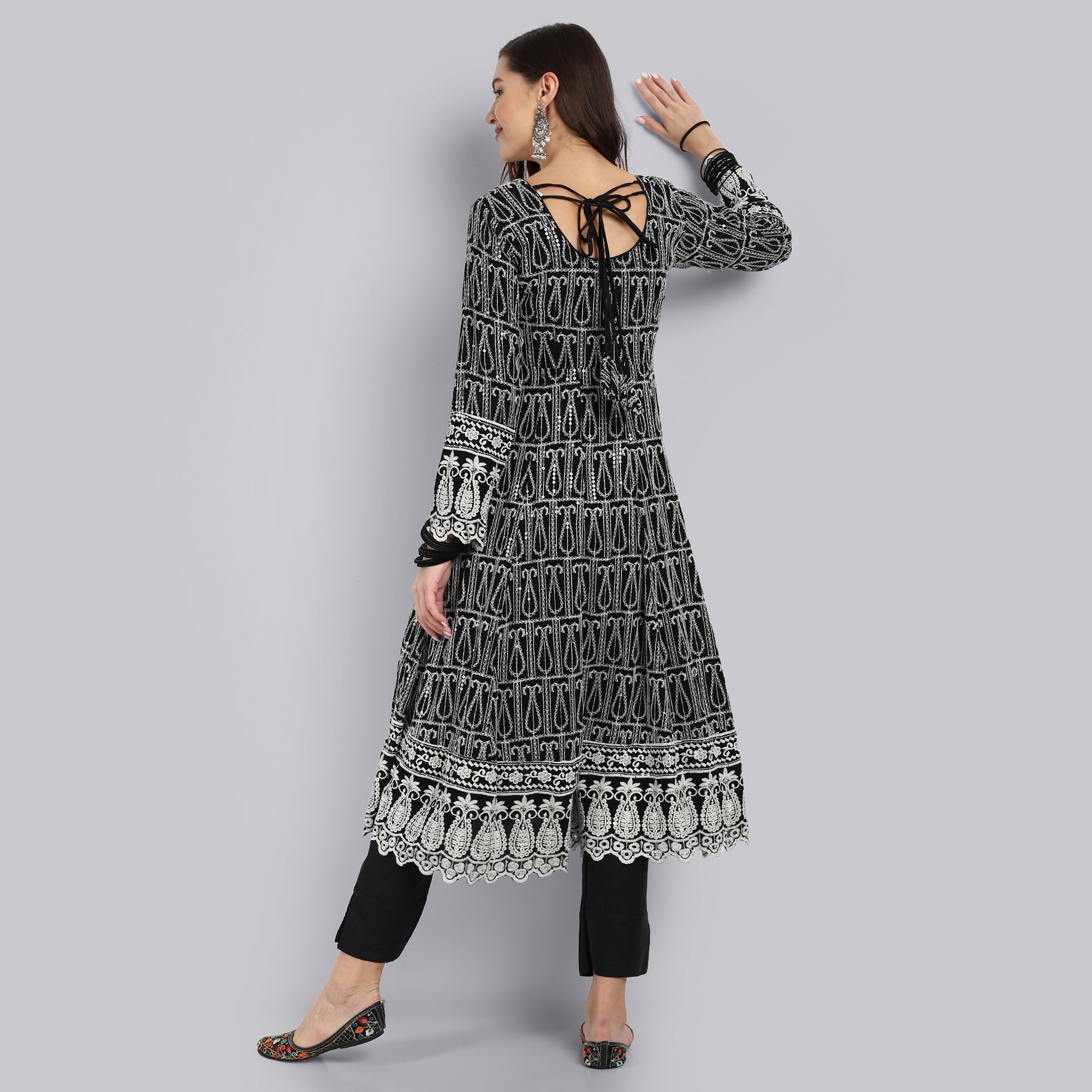 Ethnic Motifs Embroidered Regular Sequinned Kurta with Trousers & With Dupatta