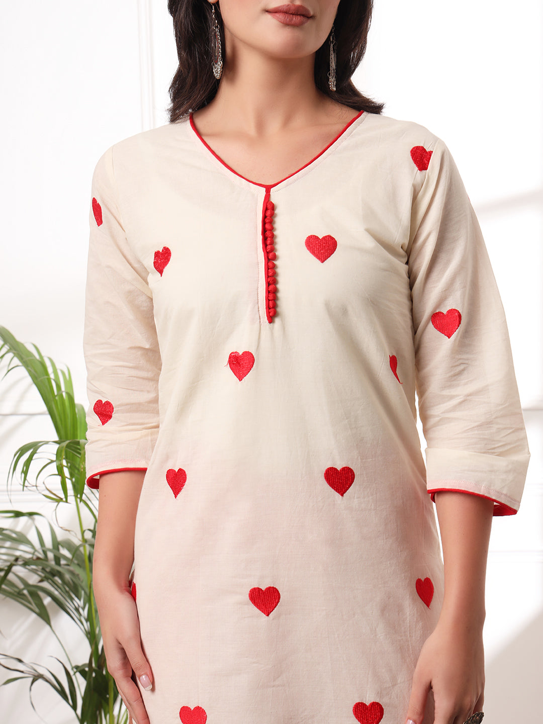 Heart Embroidered Thread Work Pure Cotton Kurta With Pyjamas & With Dupatta