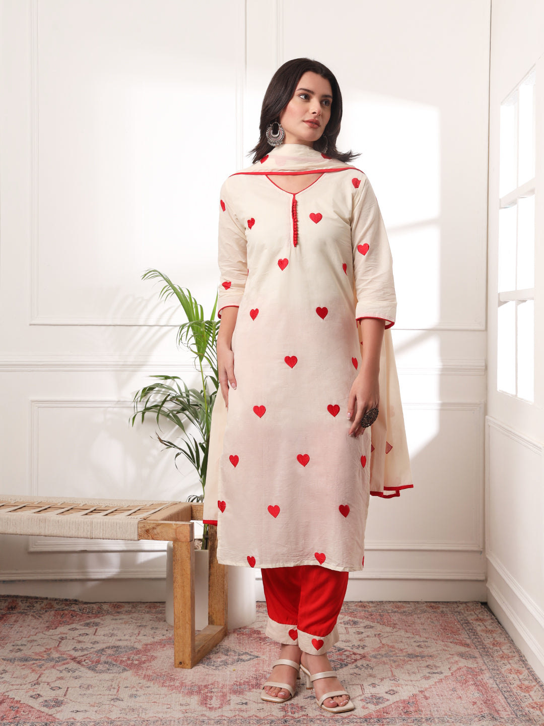 Heart Embroidered Thread Work Pure Cotton Kurta With Pyjamas & With Dupatta