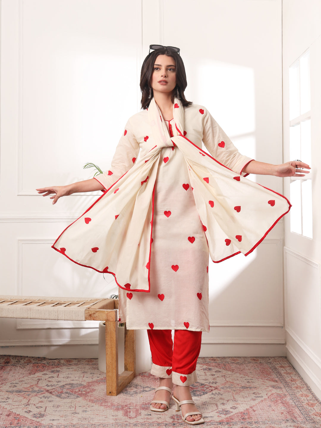 Heart Embroidered Thread Work Pure Cotton Kurta With Pyjamas & With Dupatta