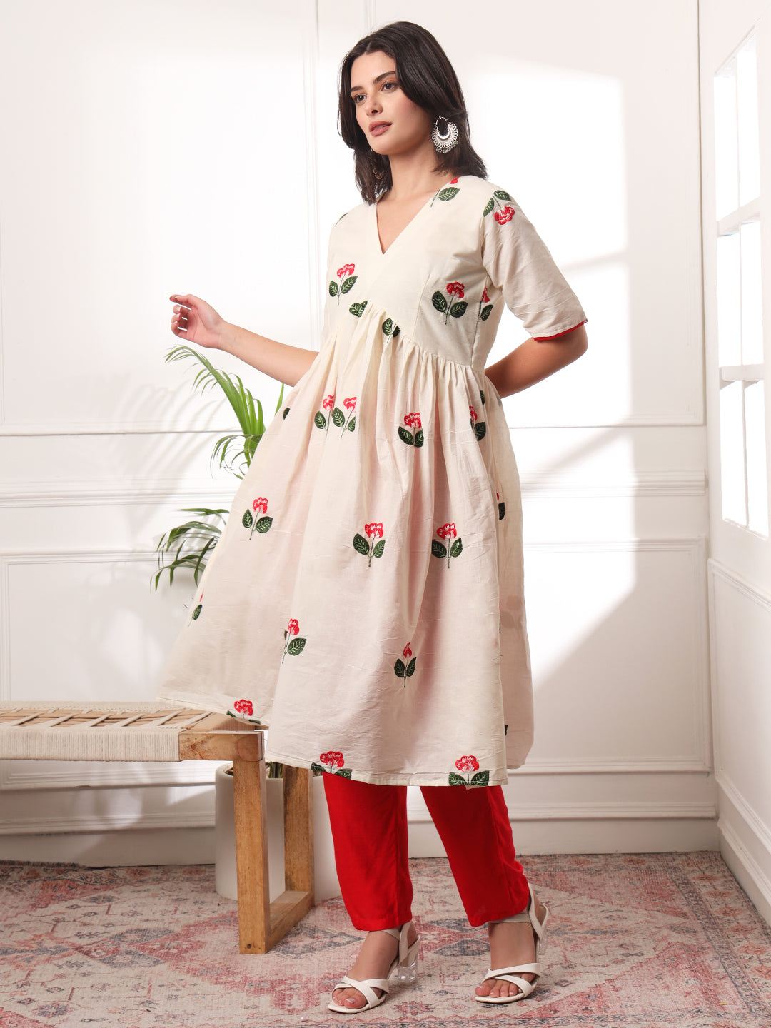 Elegant Alia-Cut Embroidered Flared Kurta With Pockets Pants