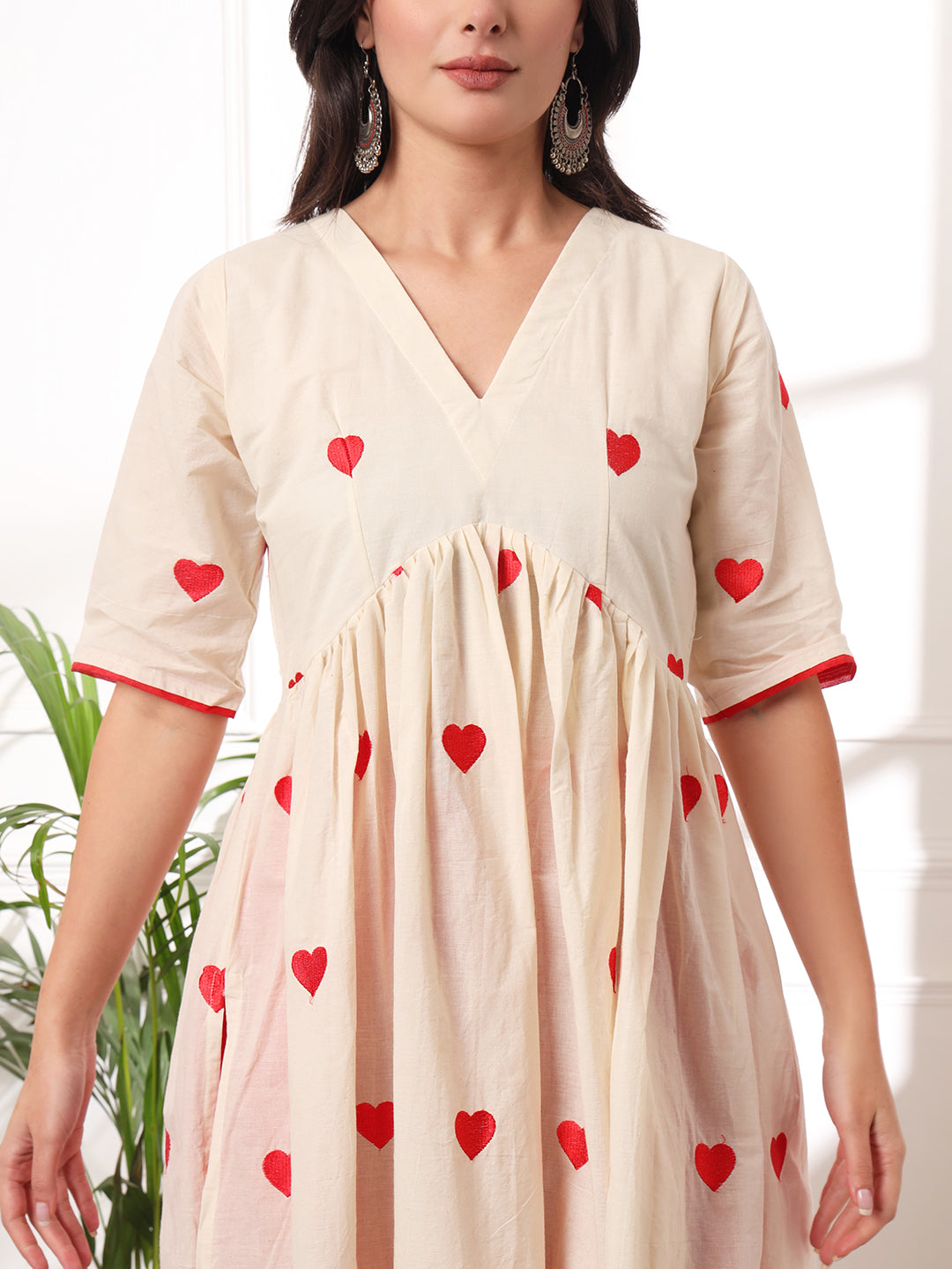 Red Heart Embrodiered Alia Cut Kurta With Pockets Pants