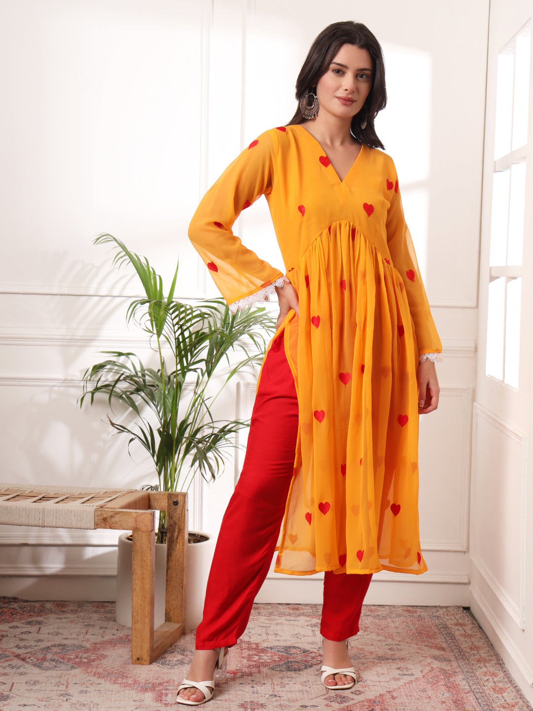 Georgette Embroiderd Alia Cut Flared Kurta With Pockets Pants