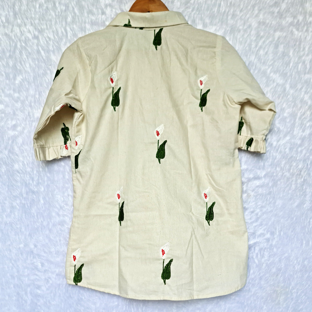 Off White Floral Embroidered Shirt & Green Chikan Bra Combo