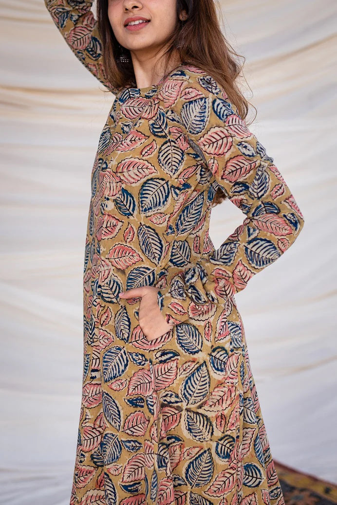 Yellow Kalamkari Cotton Kurta With Pockets